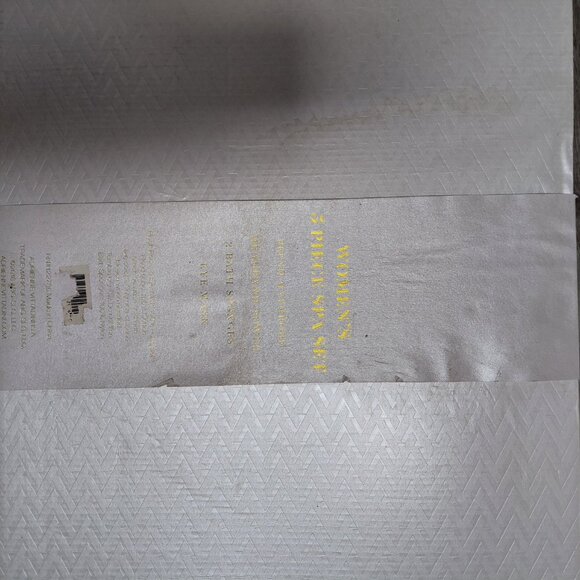 Relax in Luxury Set - Picture 3 of 3